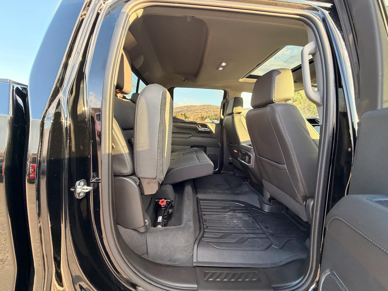 GMC Sierra 1500 Elevation Crew Cab 4WD 2024