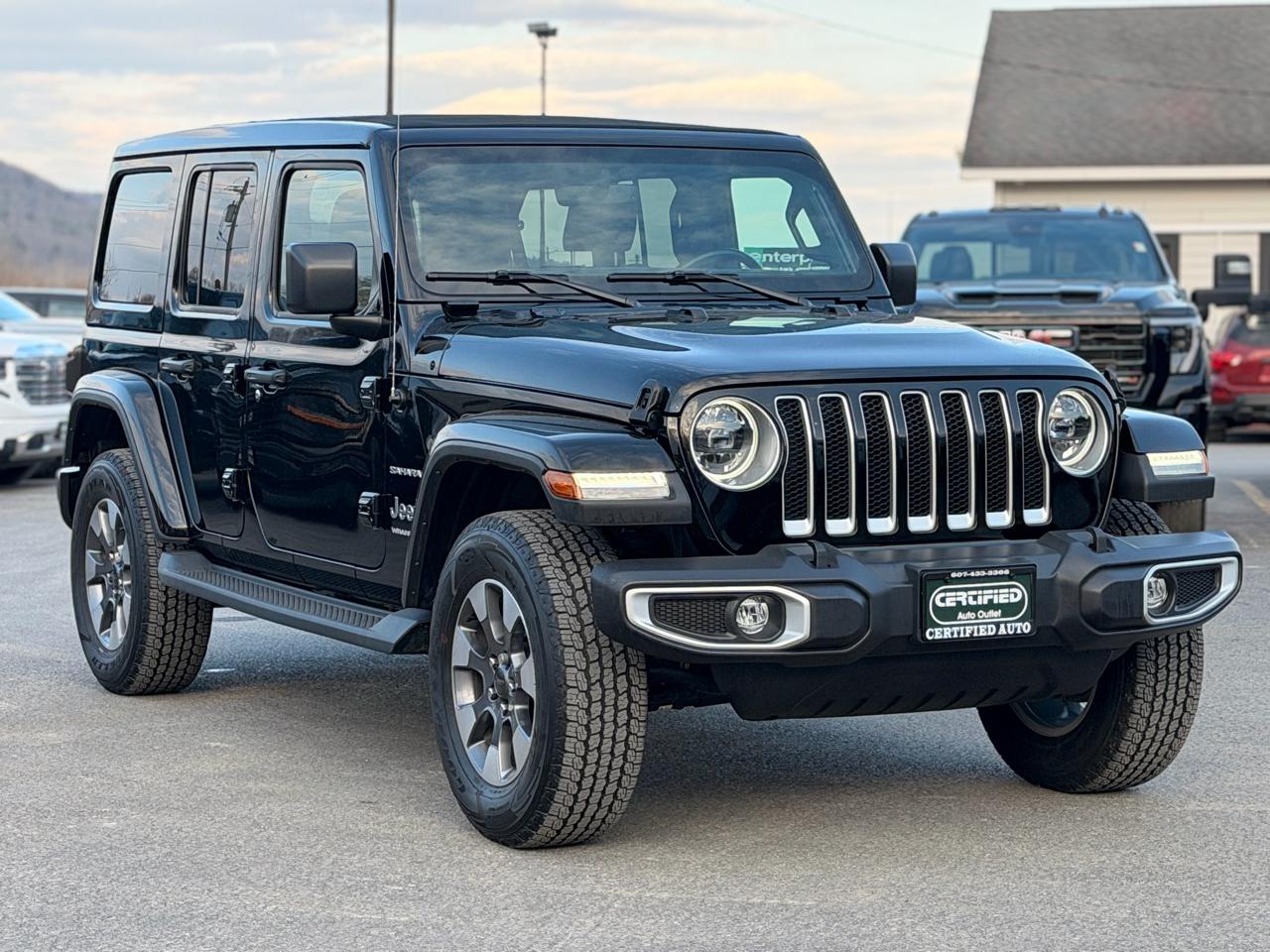 Jeep Wrangler Unlimited Sahara 2023