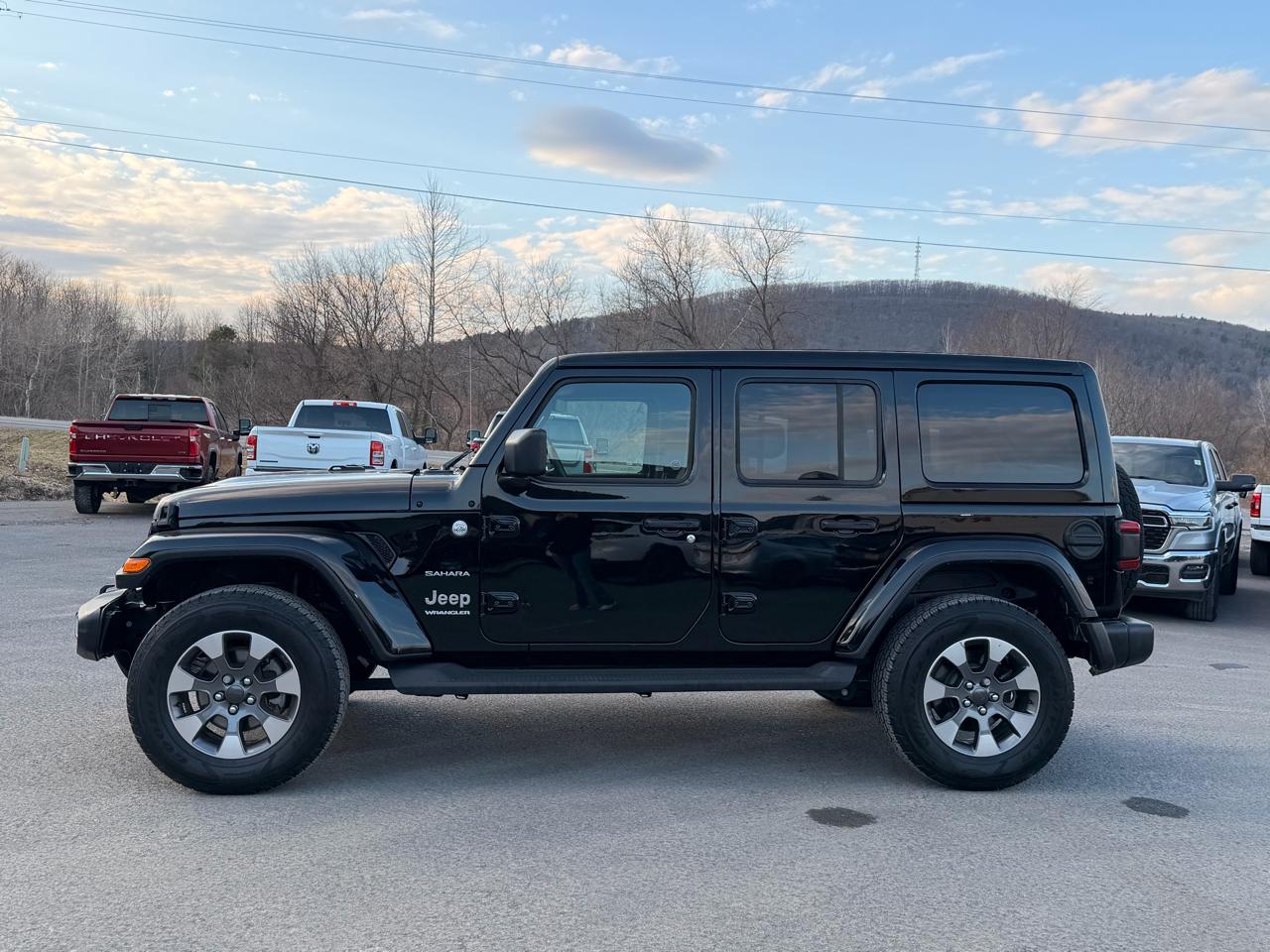 Jeep Wrangler Unlimited Sahara 2023