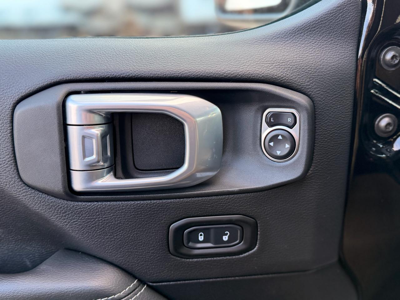 Jeep Wrangler Unlimited Sahara 2023