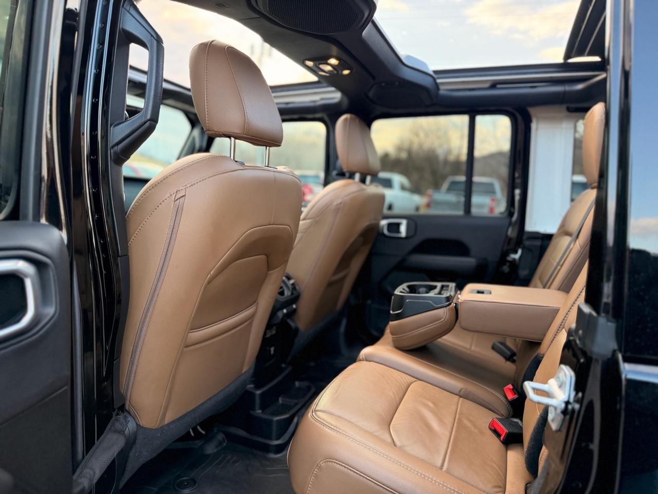 Jeep Wrangler Unlimited Sahara 2023