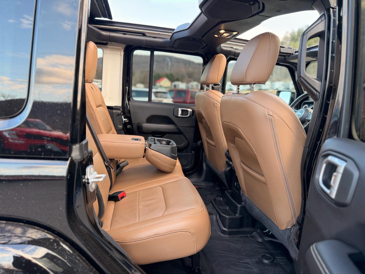 Jeep Wrangler Unlimited Sahara 2023