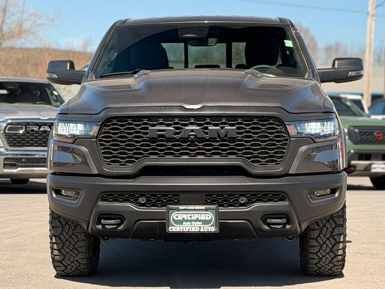 RAM 1500 Rebel Crew Cab SB 4WD 2026