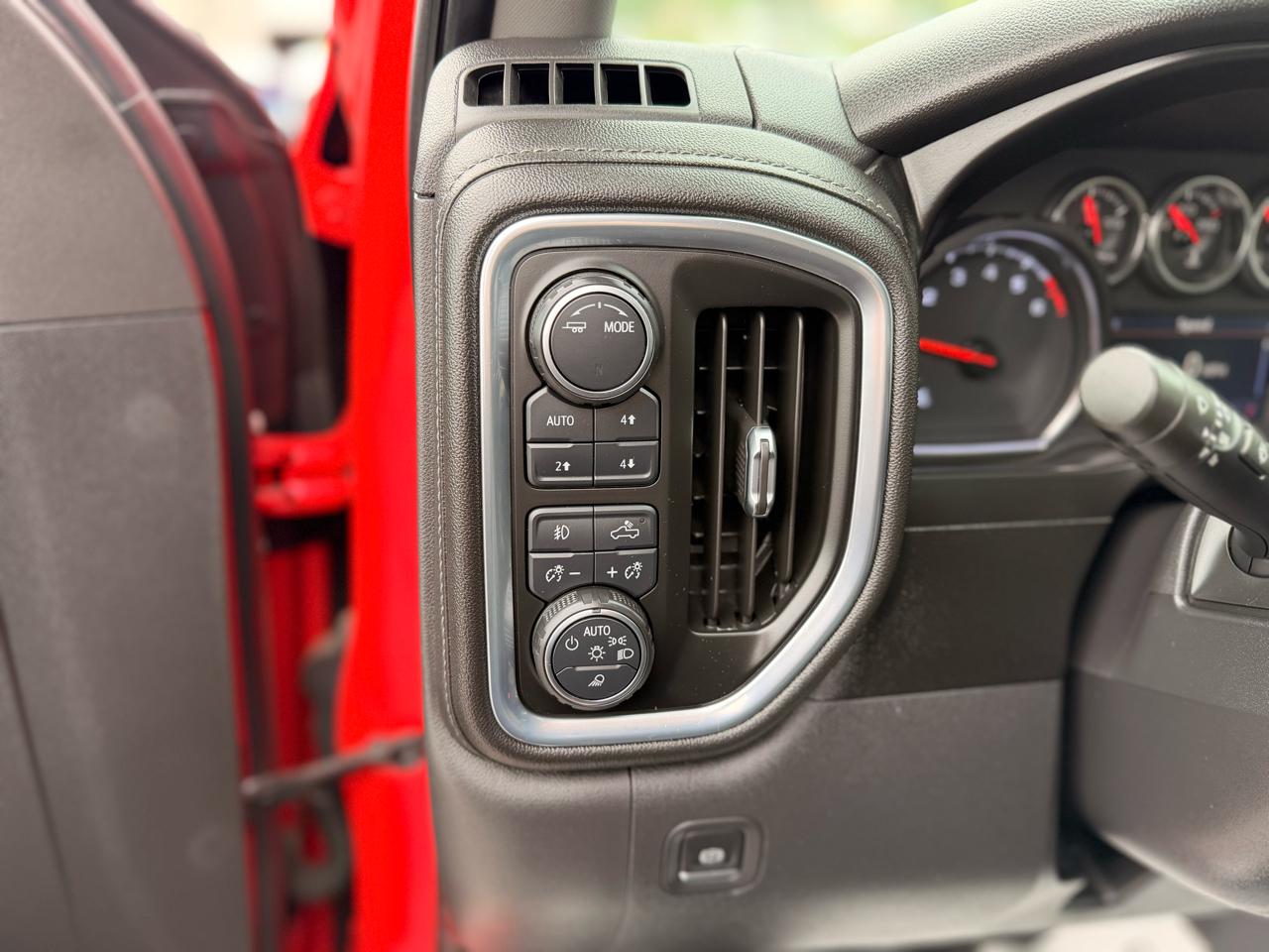 Chevrolet Silverado 1500  2021
