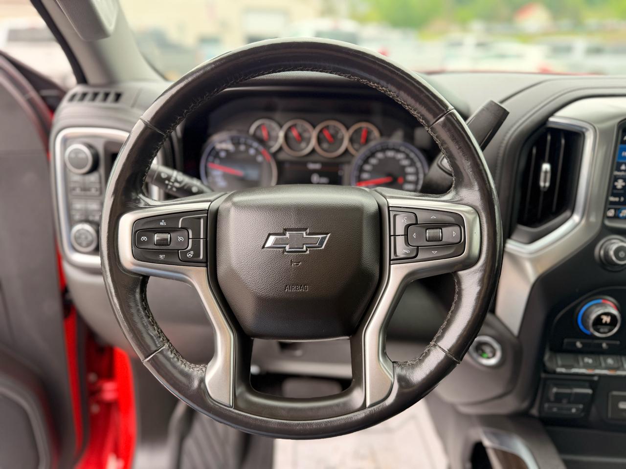 Chevrolet Silverado 1500  2021