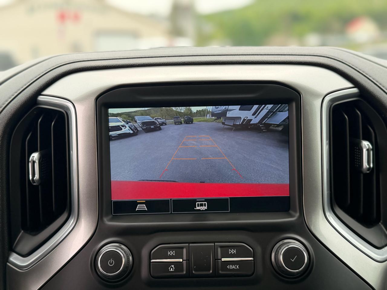 Chevrolet Silverado 1500  2021