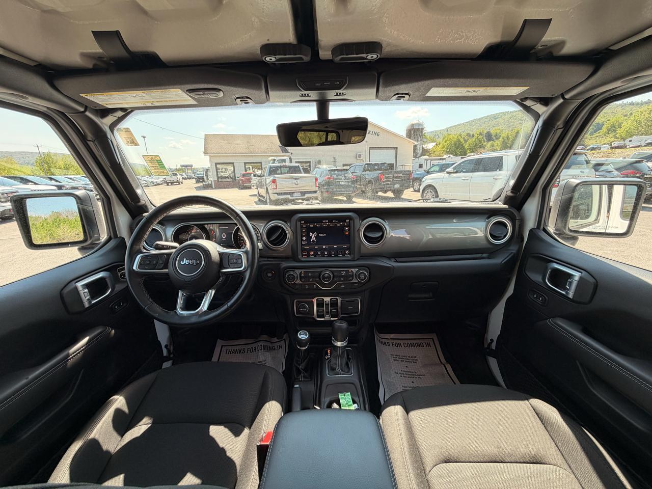 Jeep Wrangler Unlimited Sahara 2022