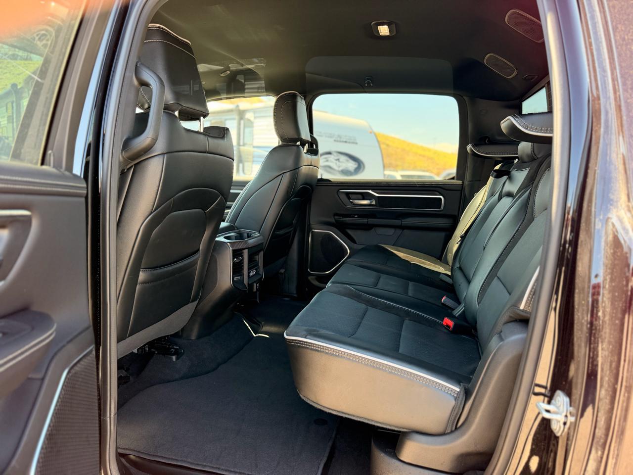 RAM 1500 Laramie Crew Cab SWB 4WD 2026