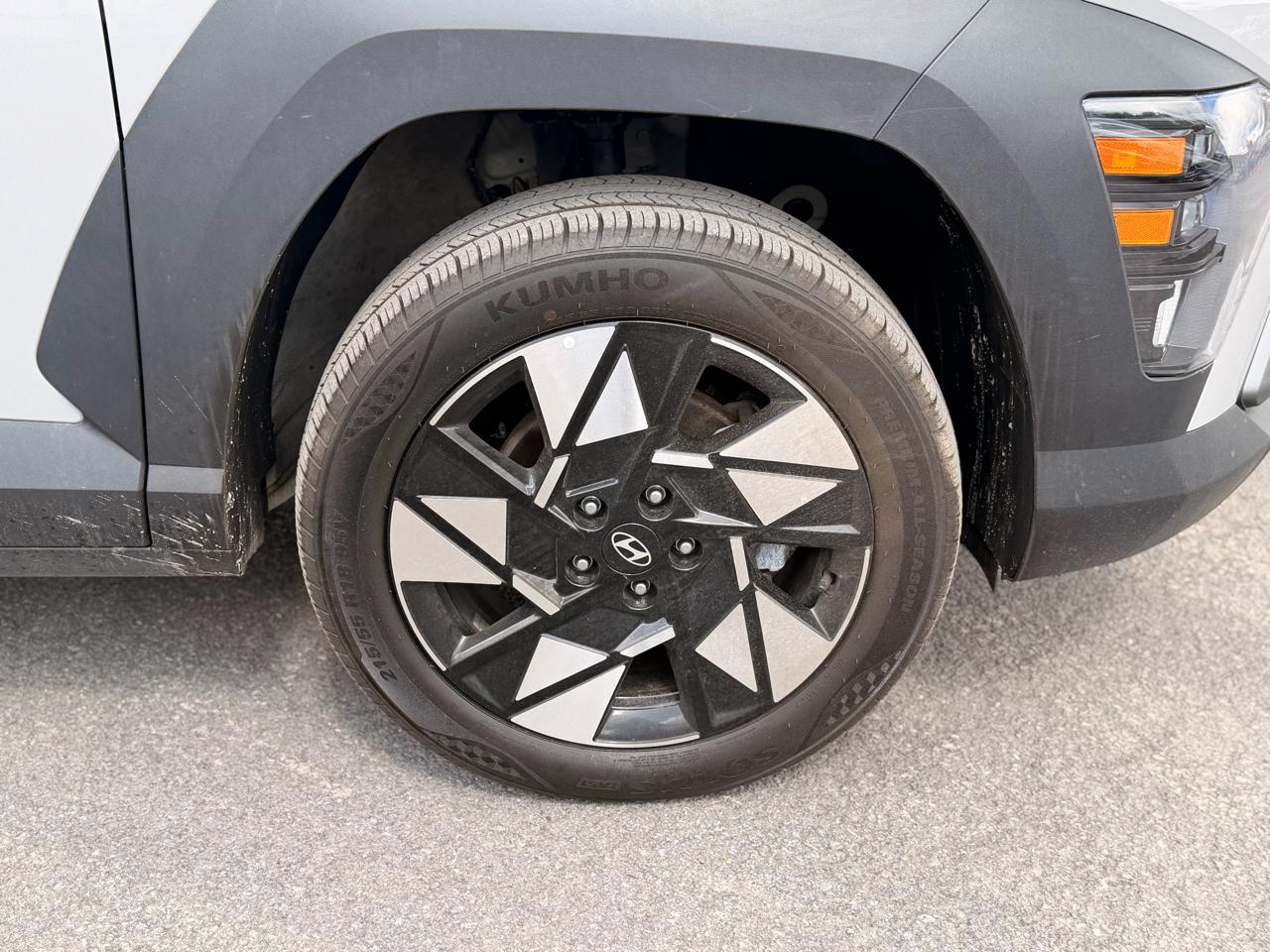Hyundai Kona SEL AWD 2025