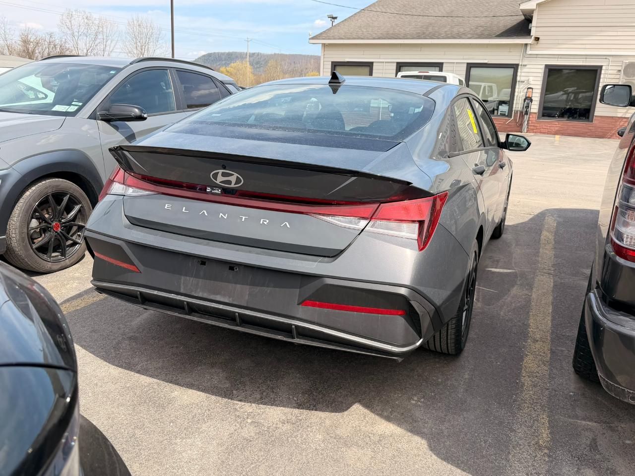 Hyundai Elantra SEL Sport 2025