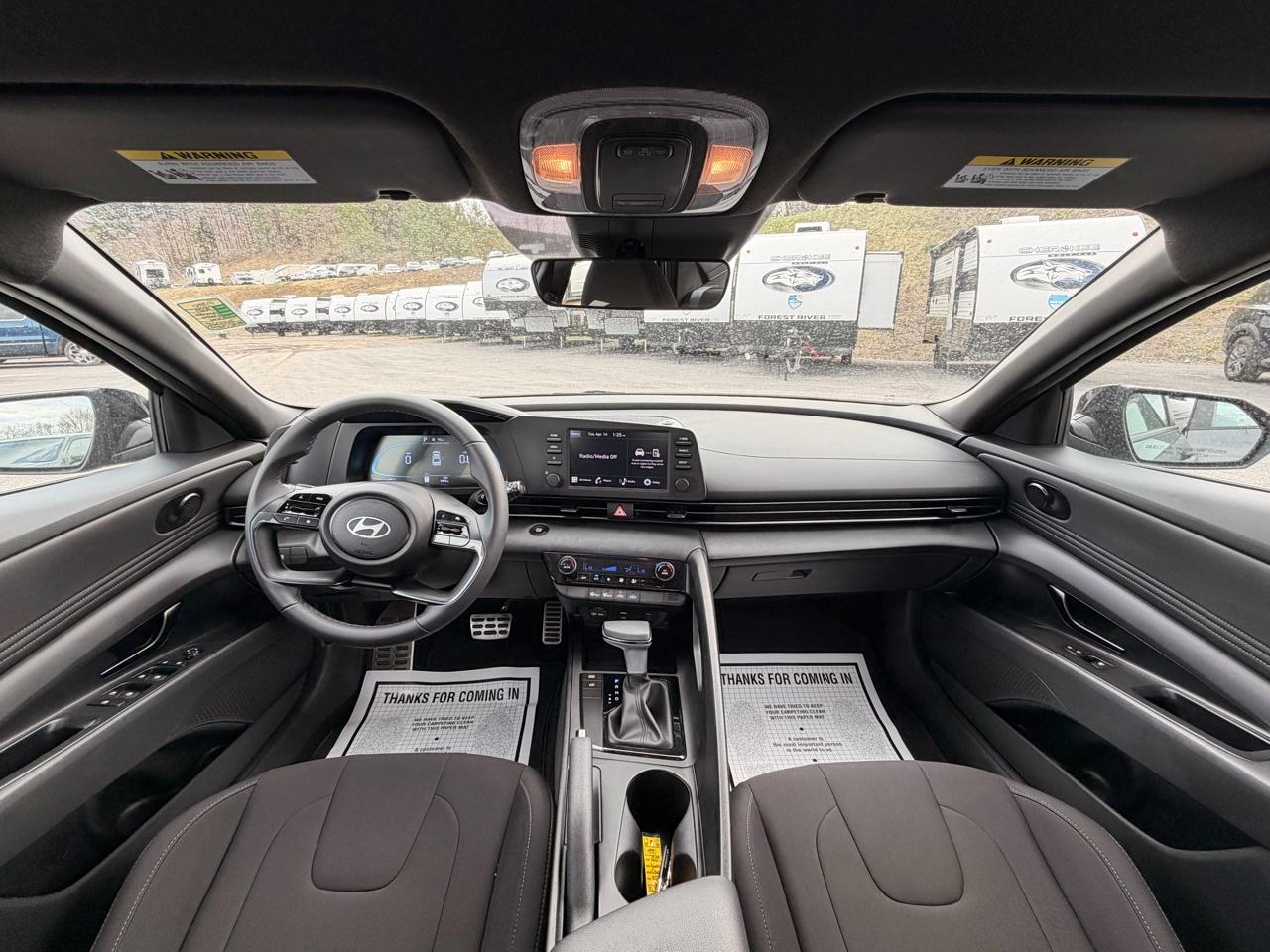 Hyundai Elantra SEL Sport 2025