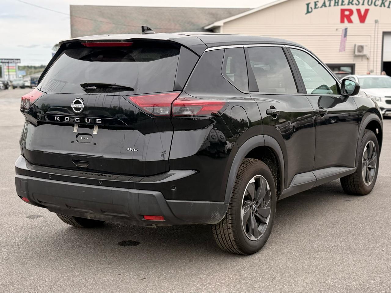 Nissan Rogue SV AWD 2026