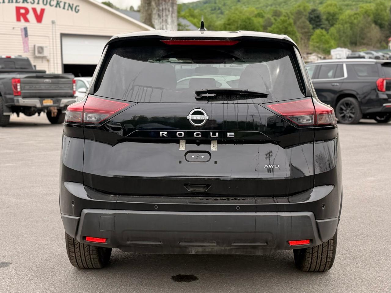 Nissan Rogue SV AWD 2026