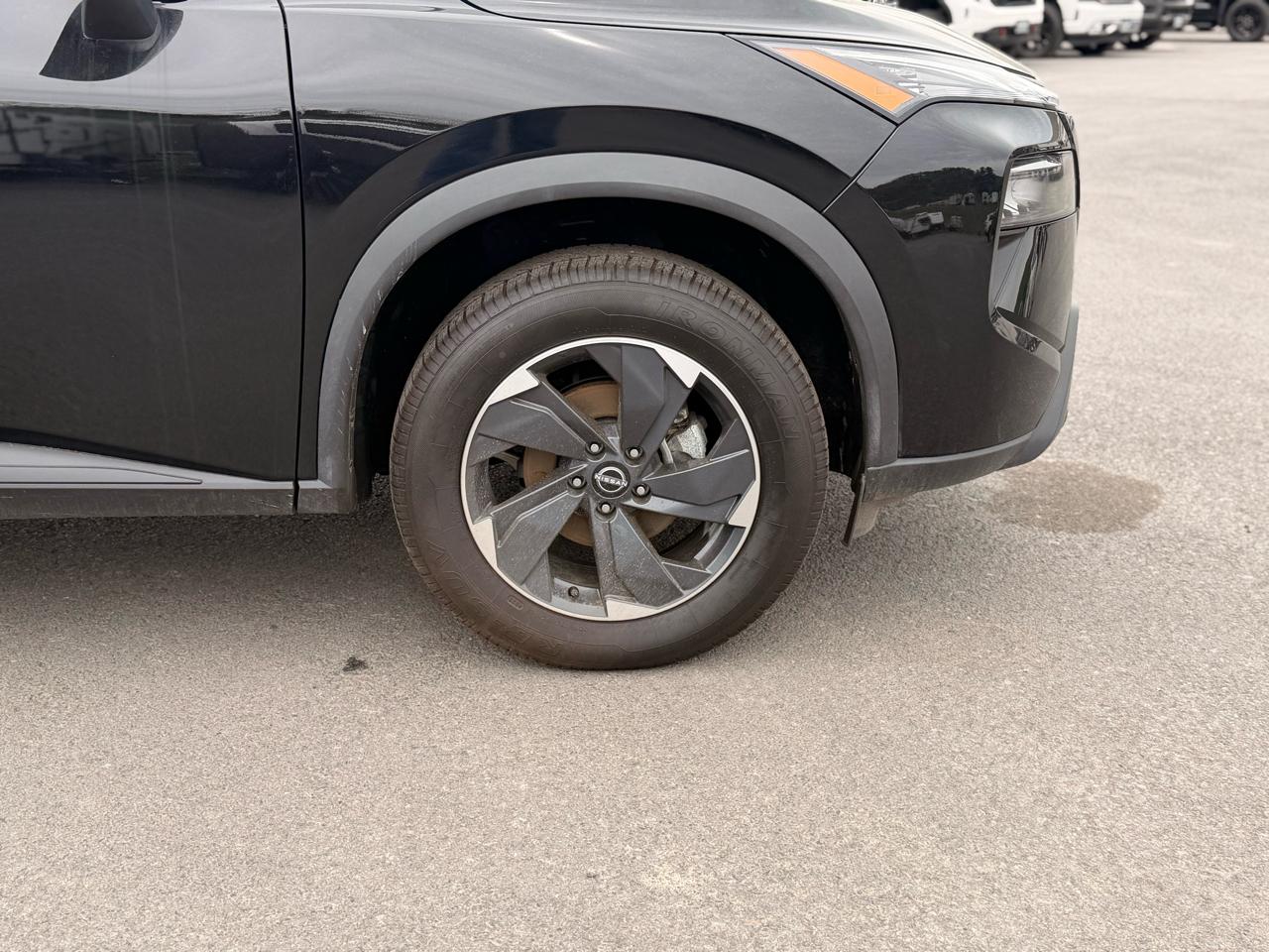 Nissan Rogue SV AWD 2026