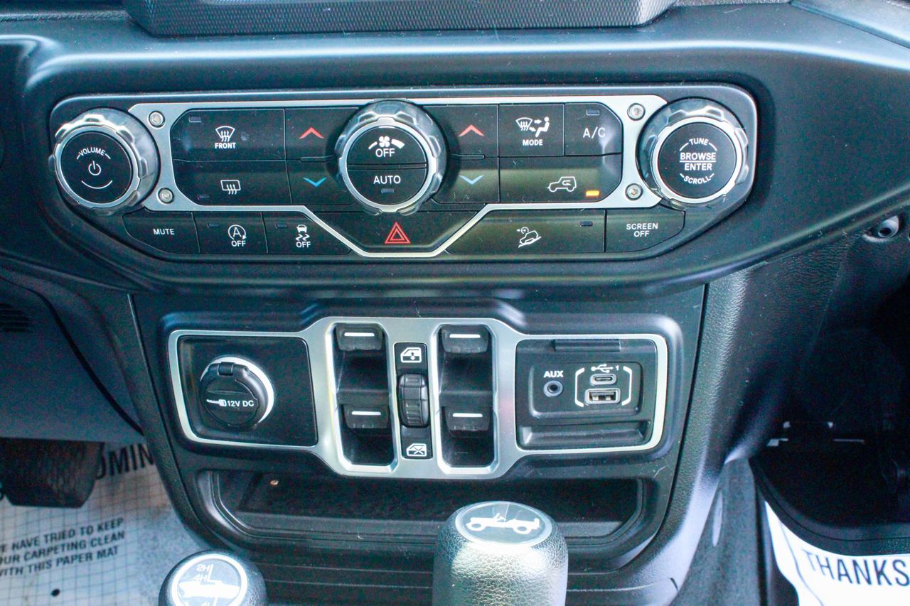 Jeep Wrangler Sahara 2020