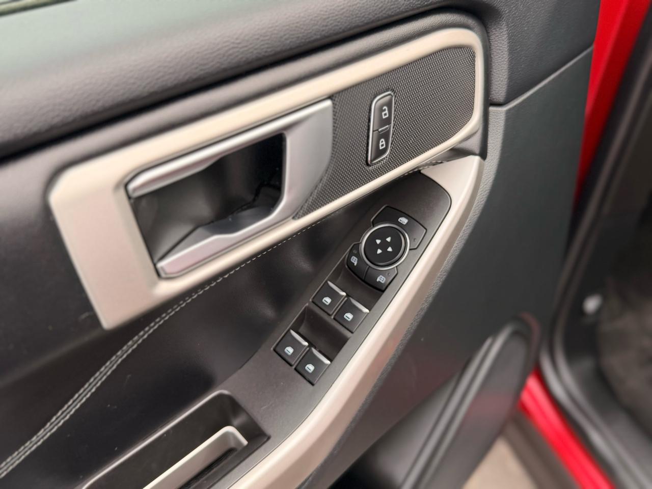 Ford Explorer XLT AWD 2023