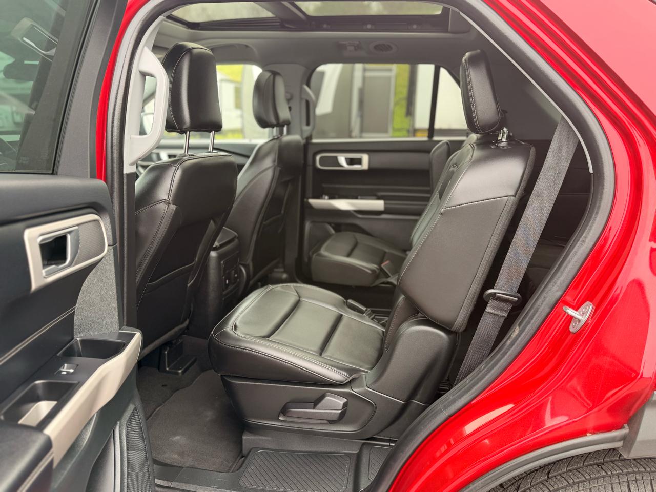 Ford Explorer XLT AWD 2023