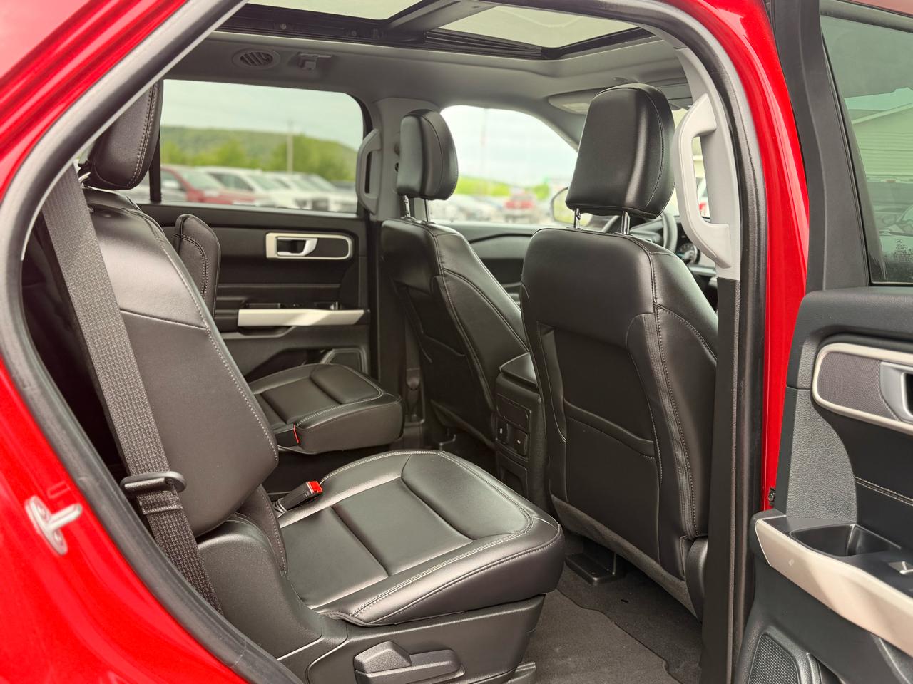 Ford Explorer XLT AWD 2023