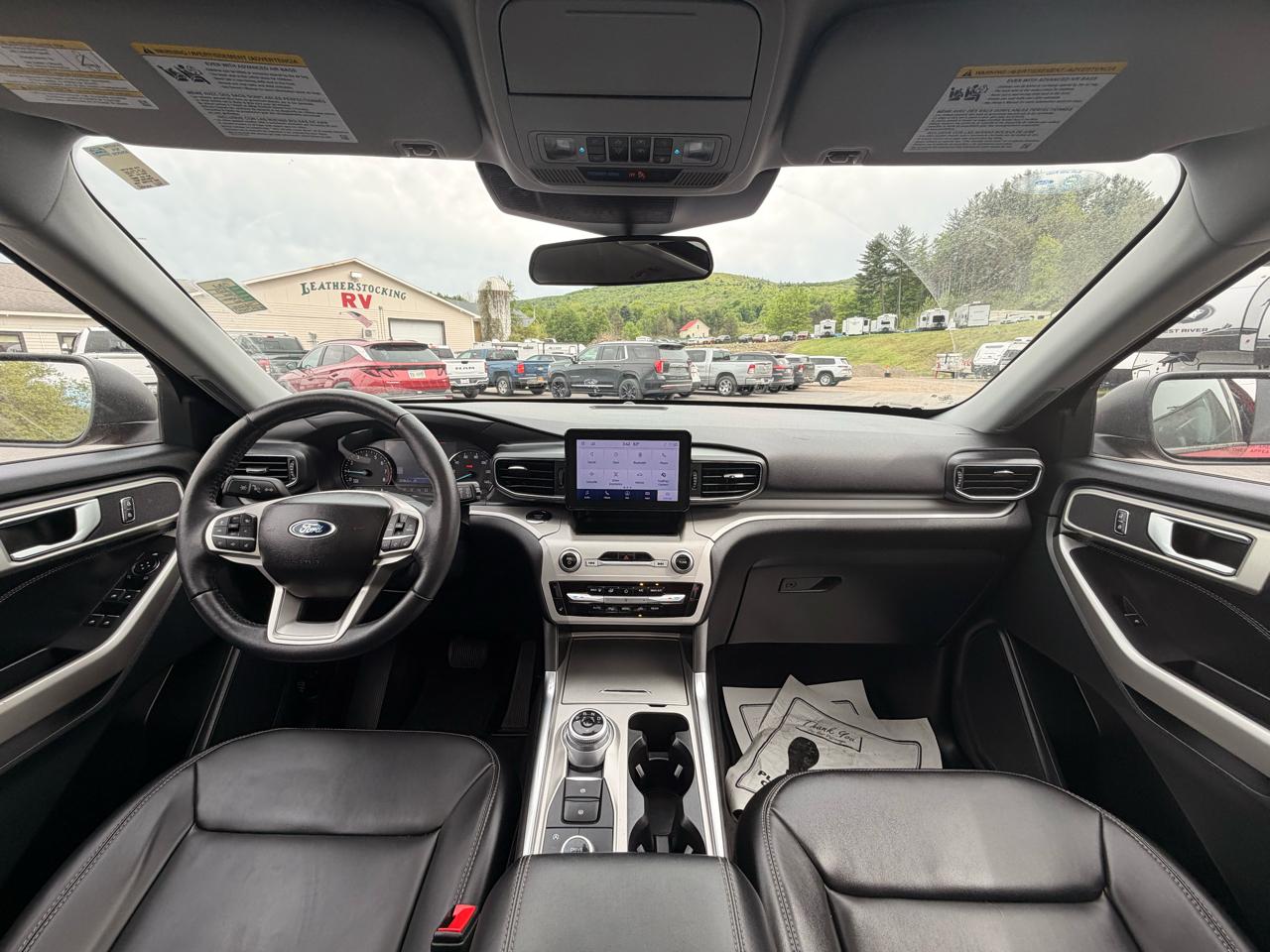 Ford Explorer XLT AWD 2023