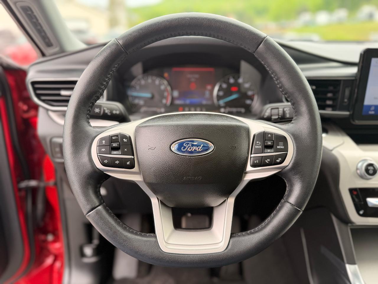 Ford Explorer XLT AWD 2023