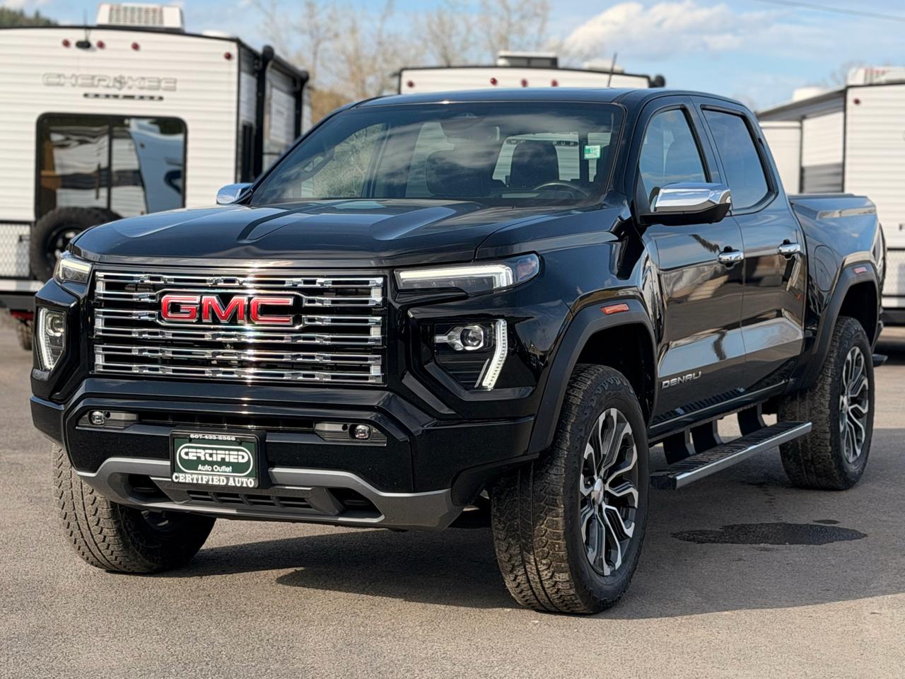 GMC Canyon Denali Crew Cab 4WD 2023