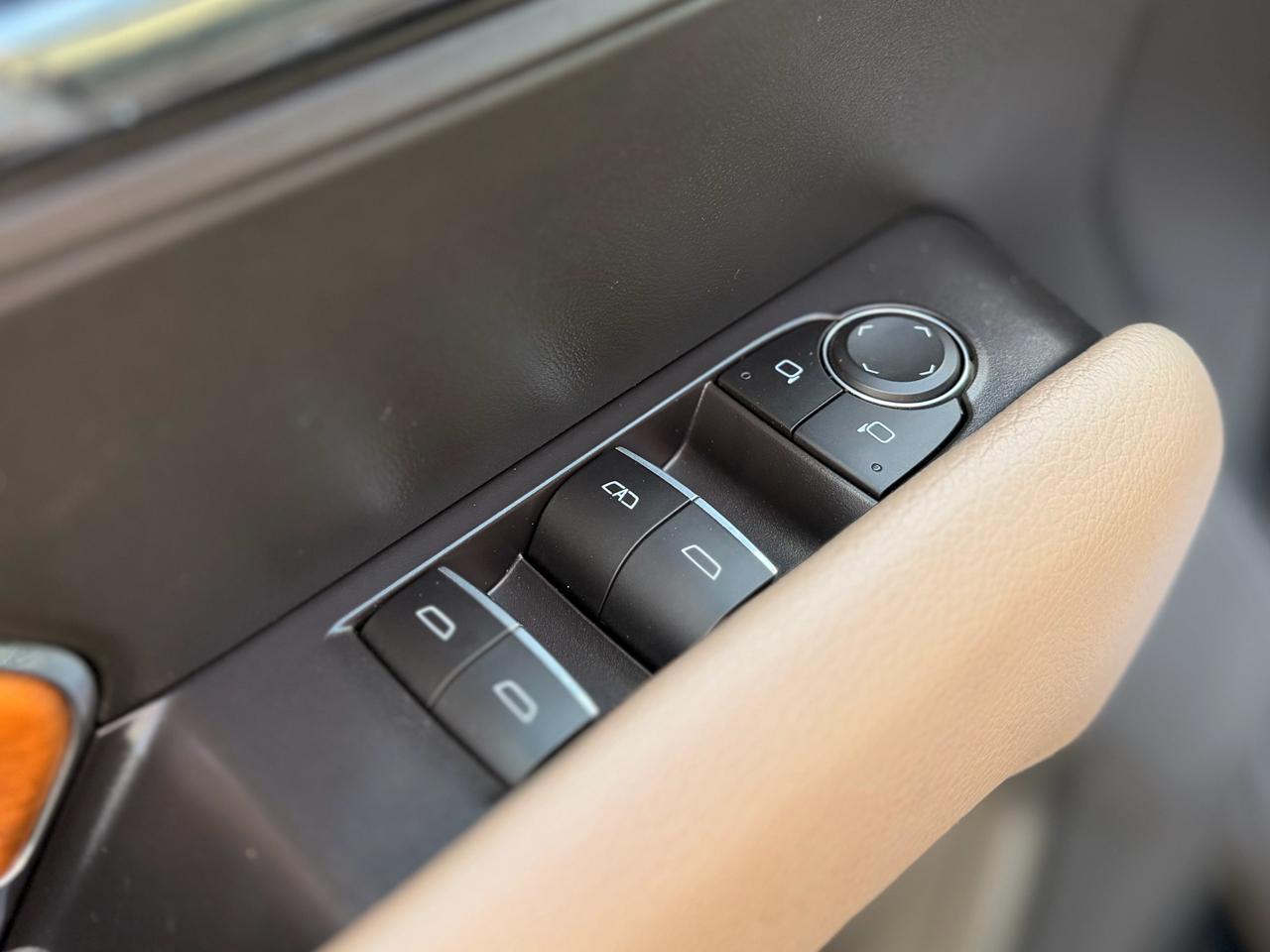 GMC Canyon Denali Crew Cab 4WD 2023