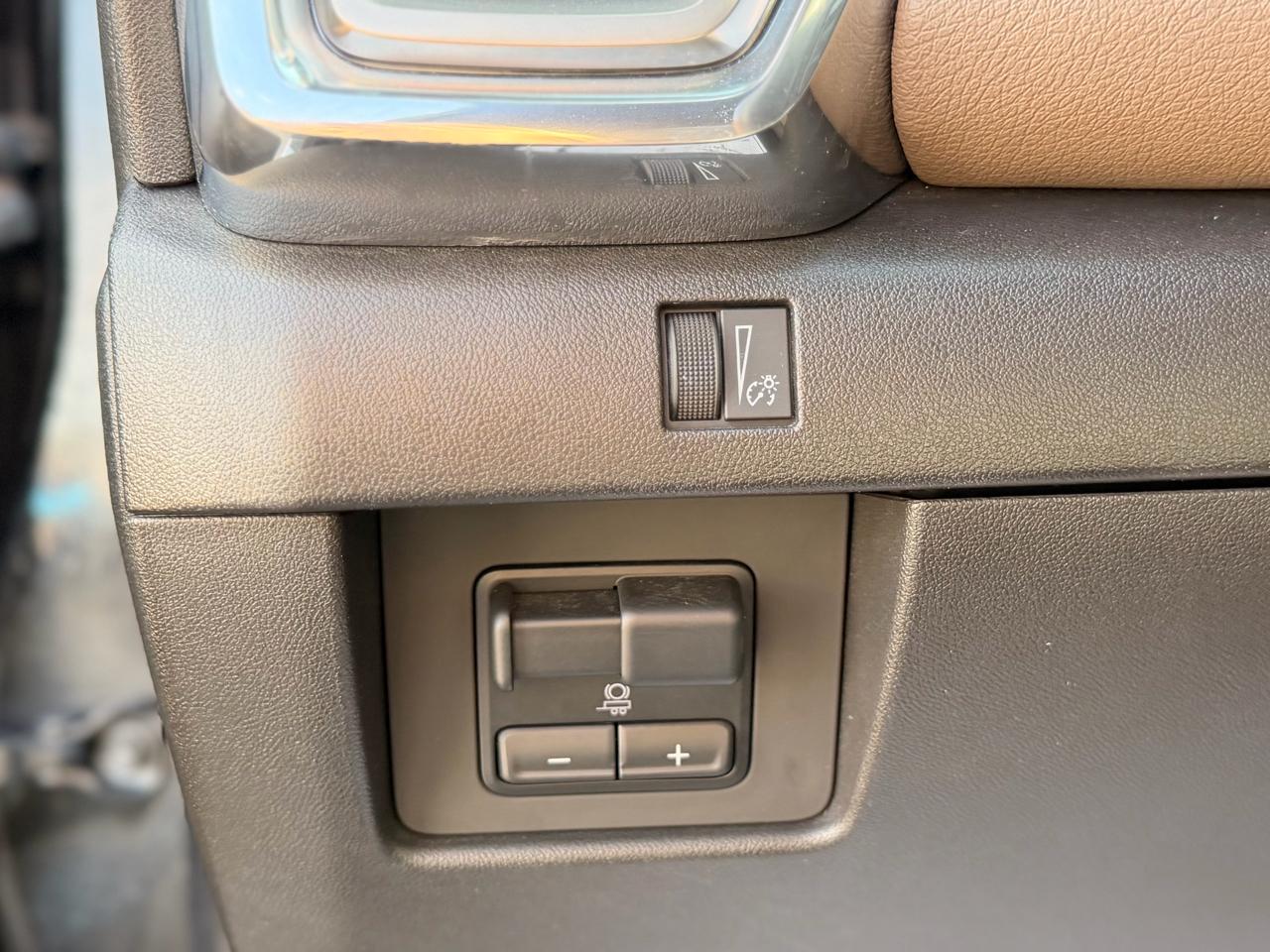 GMC Canyon Denali Crew Cab 4WD 2023