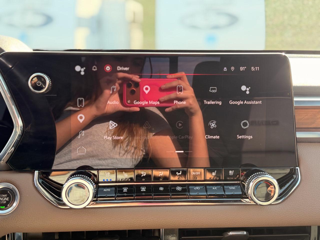 GMC Canyon Denali Crew Cab 4WD 2023