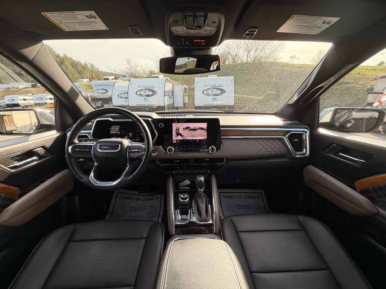 GMC Canyon Denali Crew Cab 4WD 2023