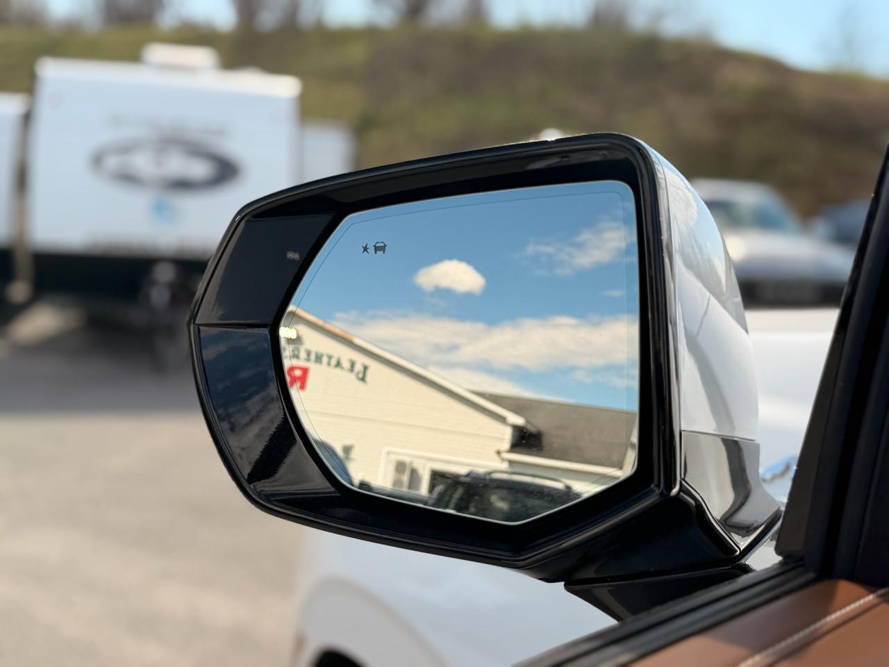 Chevrolet Tahoe High Country 4WD 2025