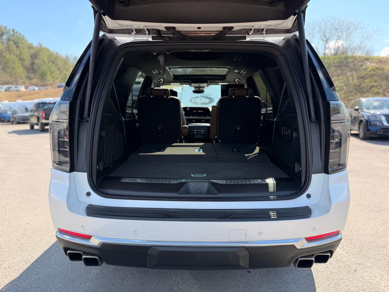 Chevrolet Tahoe High Country 4WD 2025