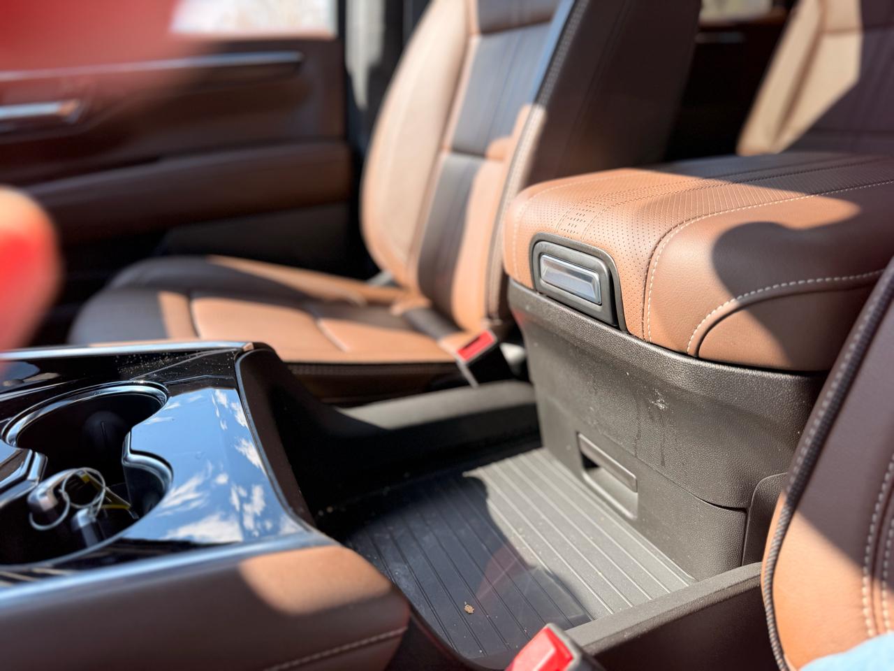 Chevrolet Tahoe High Country 4WD 2025