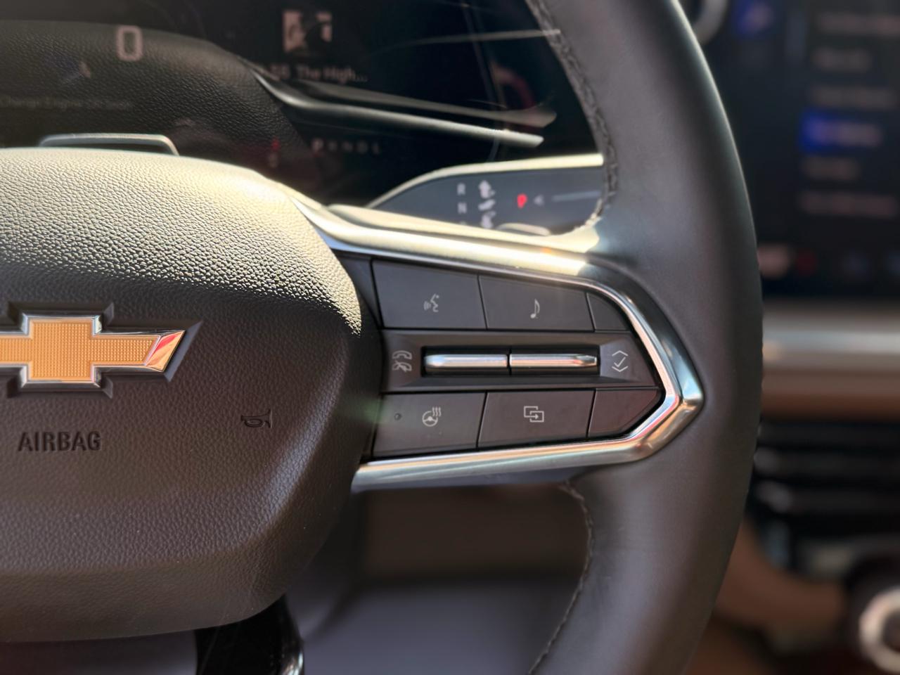 Chevrolet Tahoe High Country 4WD 2025