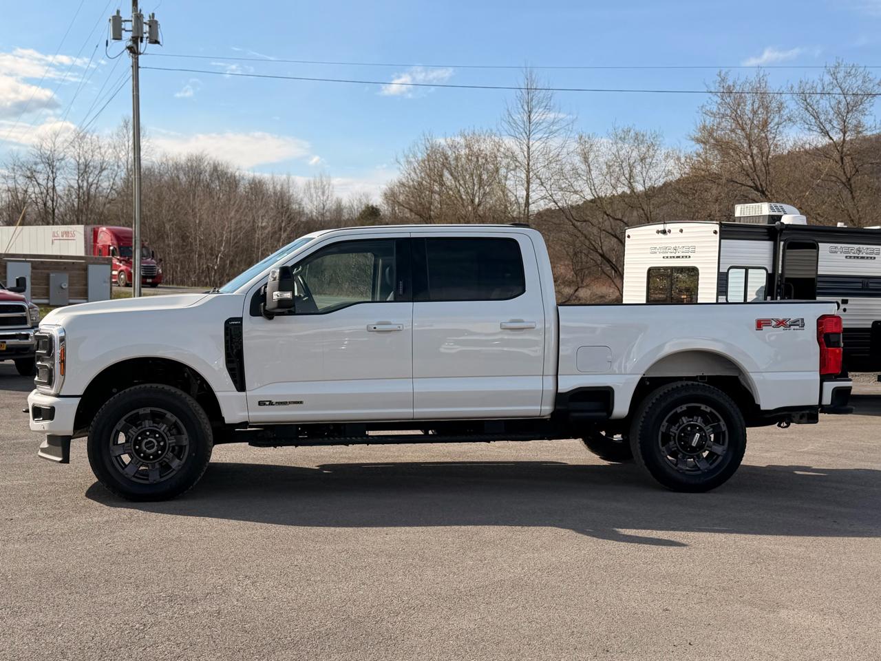 Ford F-250 SD Lariat Crew Cab 4WD 2024