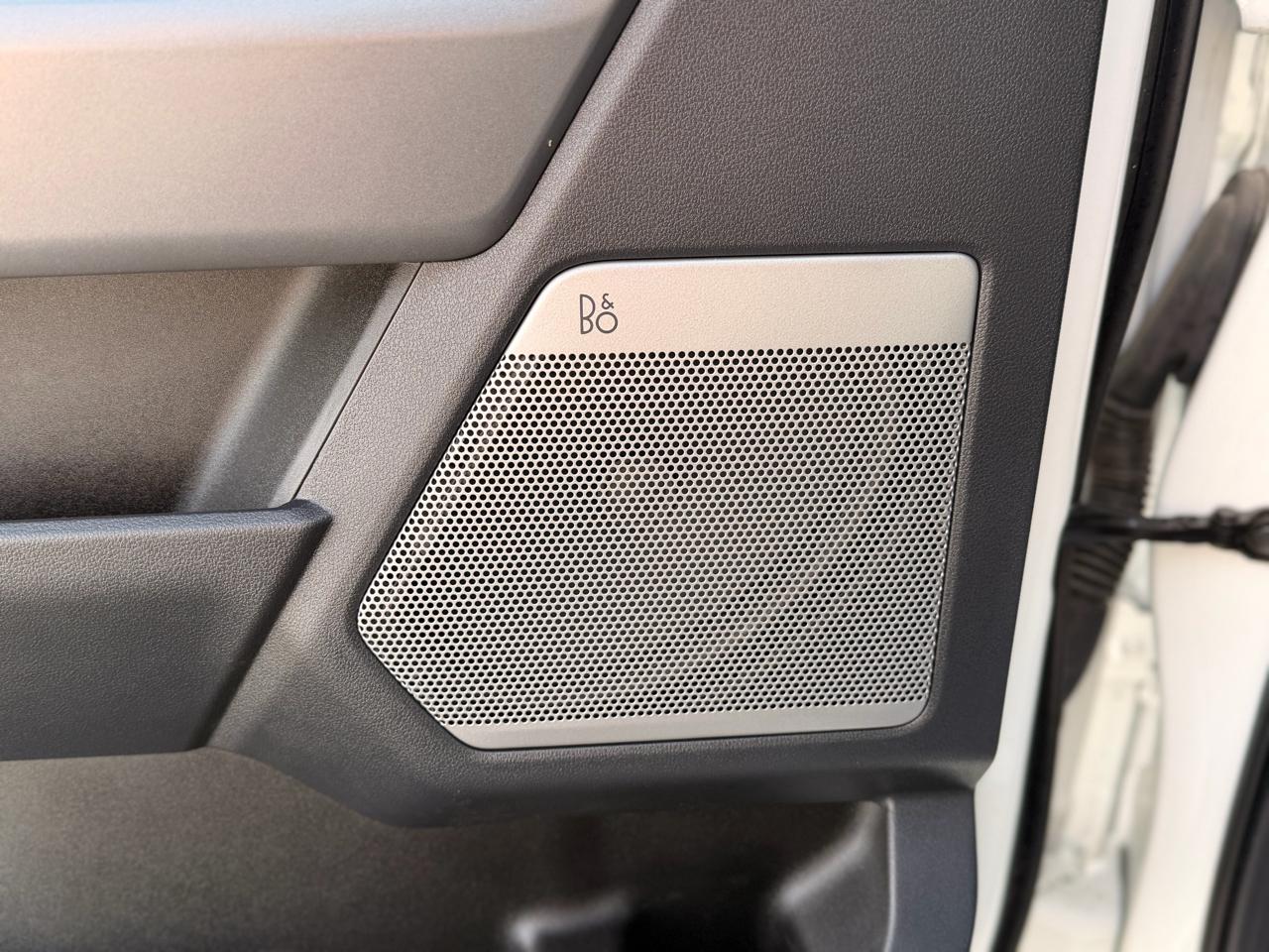 Ford F-250 SD Lariat Crew Cab 4WD 2024