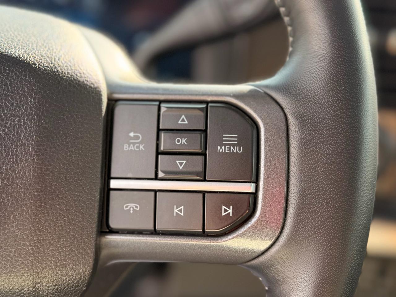 Ford F-250 SD Lariat Crew Cab 4WD 2024