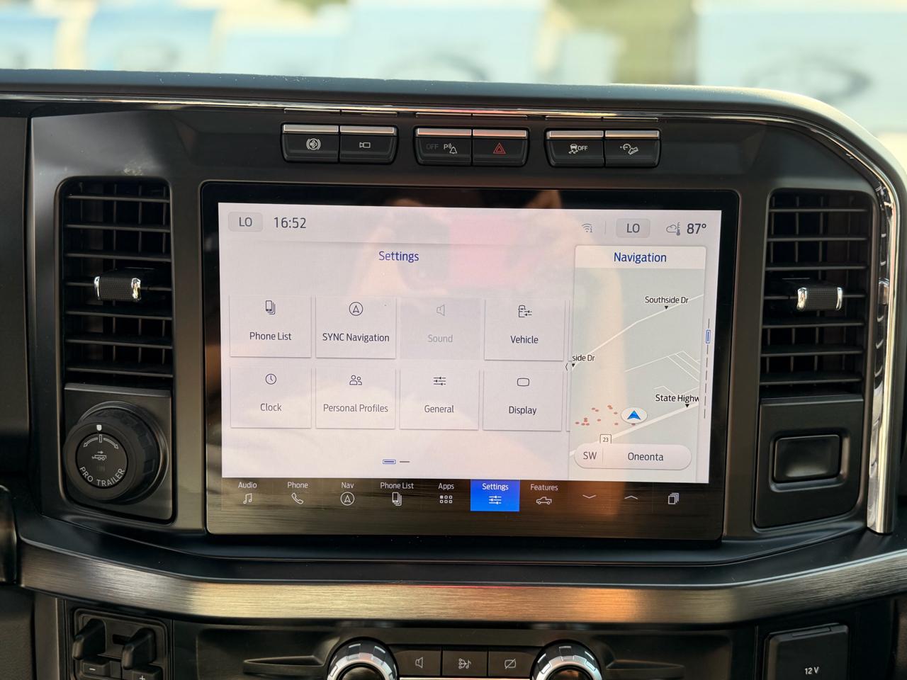 Ford F-250 SD Lariat Crew Cab 4WD 2024