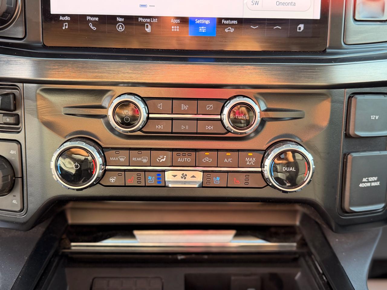 Ford F-250 SD Lariat Crew Cab 4WD 2024