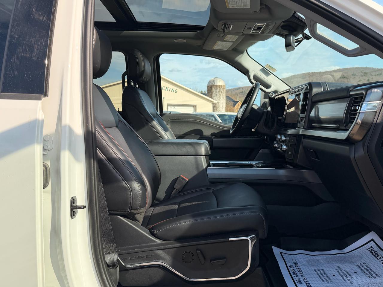 Ford F-250 SD Lariat Crew Cab 4WD 2024