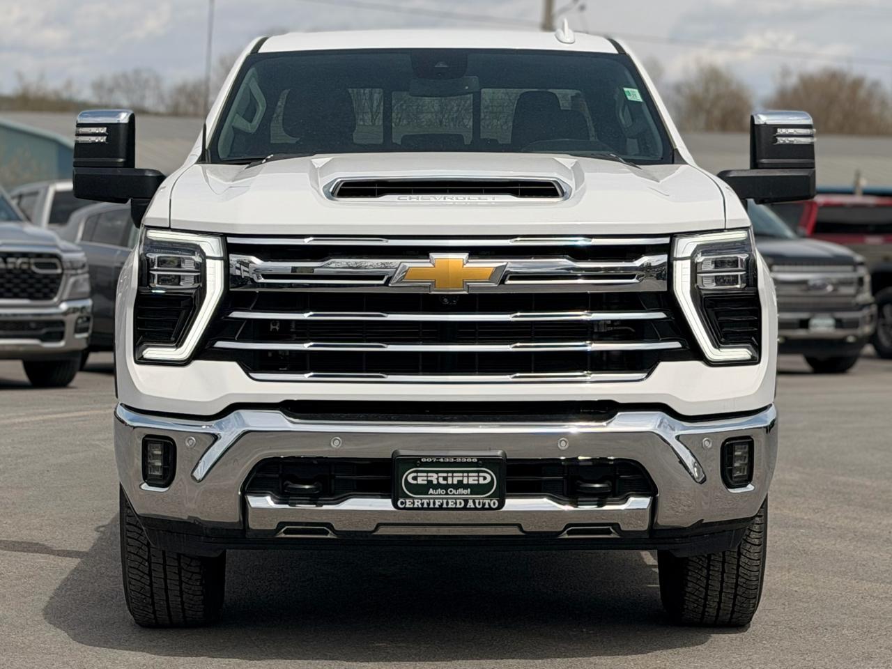 Chevrolet Silverado 3500HD LTZ Crew Cab 4WD 2025