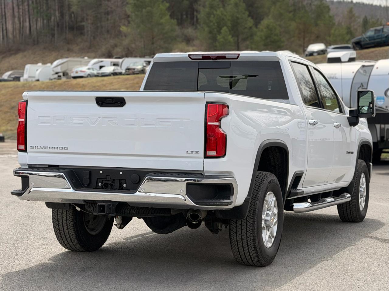 Chevrolet Silverado 3500HD LTZ Crew Cab 4WD 2025