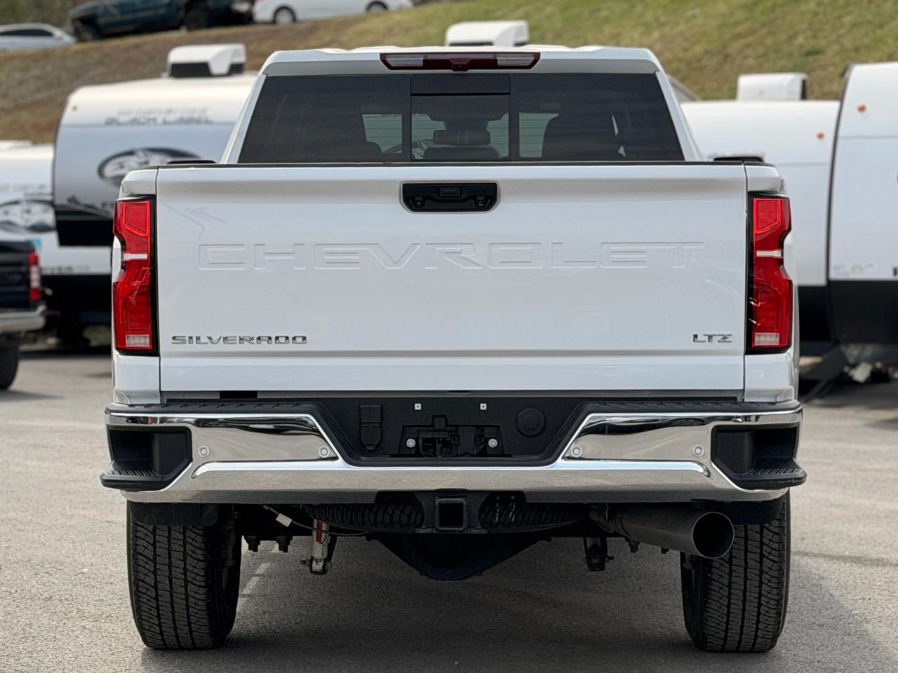 Chevrolet Silverado 3500HD LTZ Crew Cab 4WD 2025