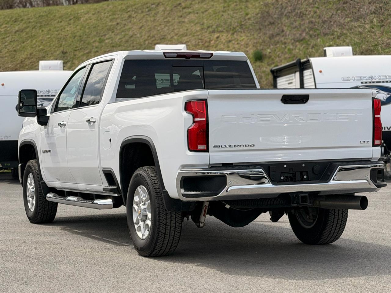 Chevrolet Silverado 3500HD LTZ Crew Cab 4WD 2025