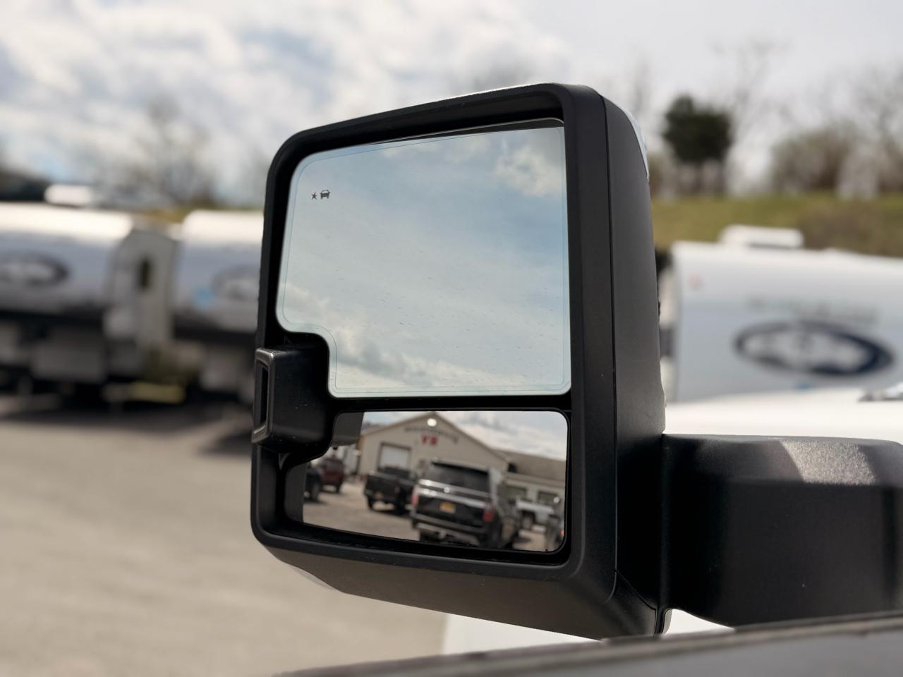 Chevrolet Silverado 3500HD LTZ Crew Cab 4WD 2025