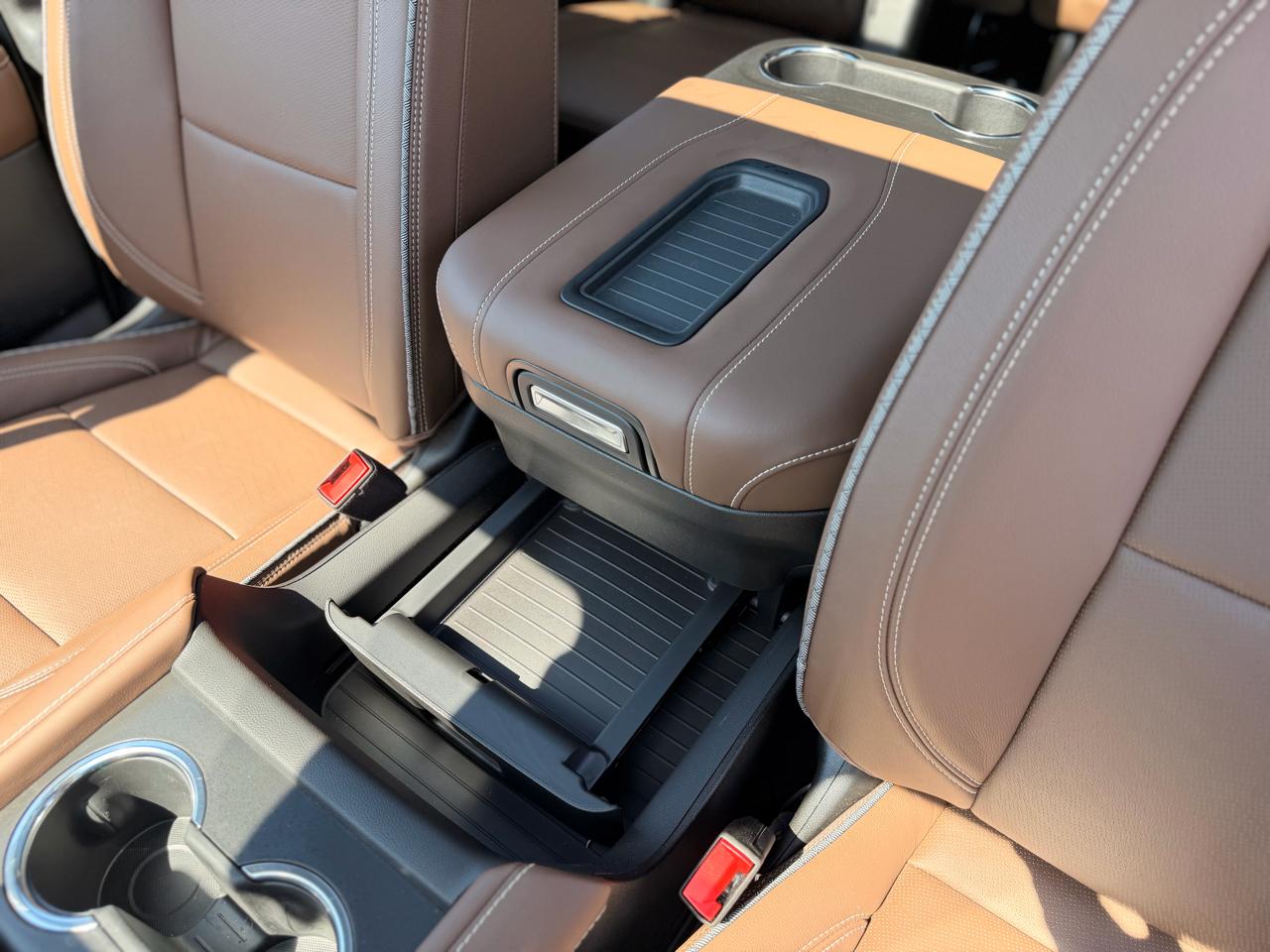 Chevrolet Tahoe High Country 4WD 2024