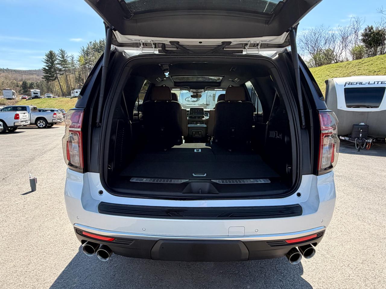 Chevrolet Tahoe High Country 4WD 2024