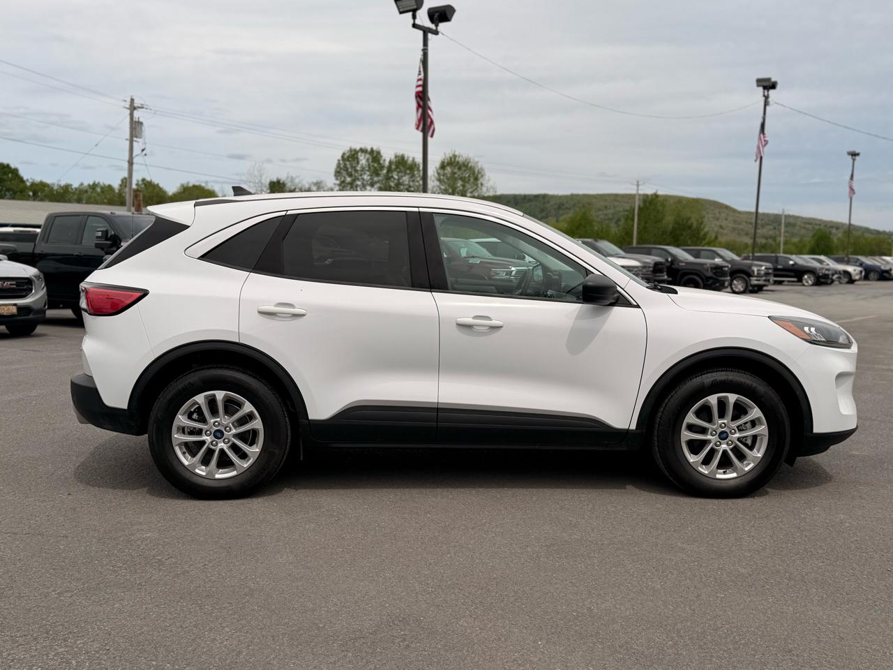 Ford Escape Hybrid  2022
