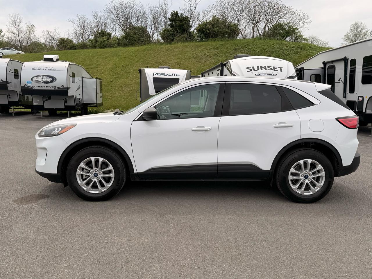 Ford Escape Hybrid  2022
