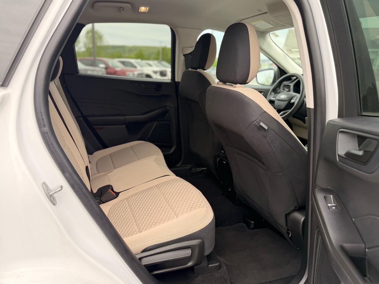 Ford Escape Hybrid  2022
