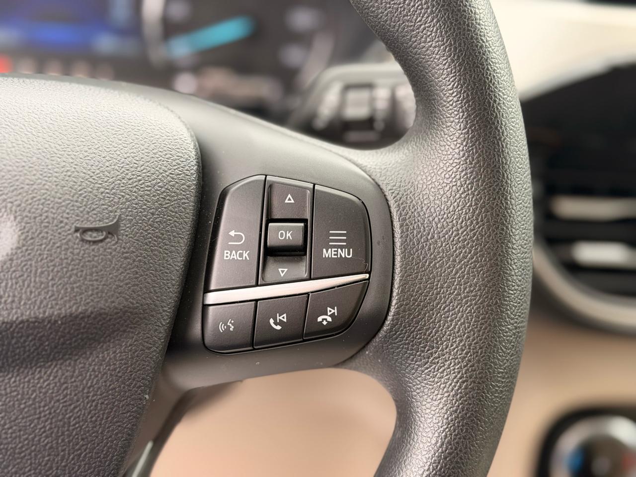 Ford Escape Hybrid  2022